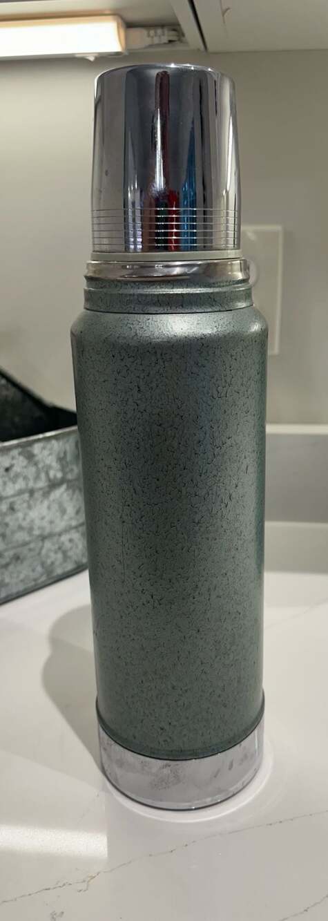 Vintage Aladdin's Stanley Thermos Steel 32 oz No A-944C Made In USA
